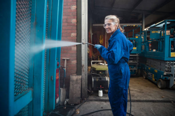 Best Factory Floor Cleaning  in Thorndale, TX